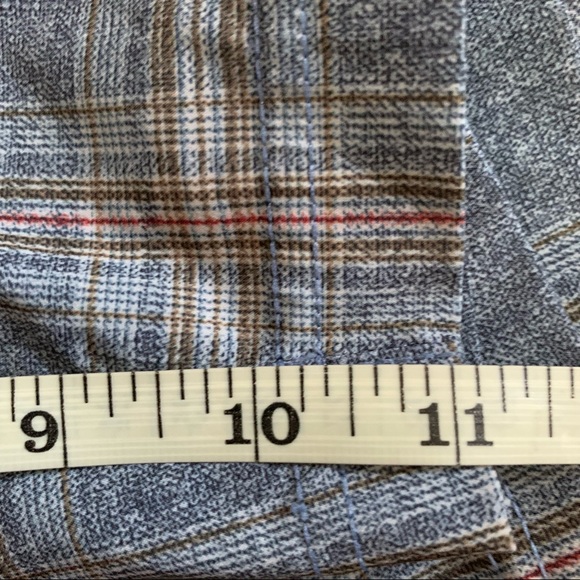 Travis Matthew Shorts - Picture 9 of 9